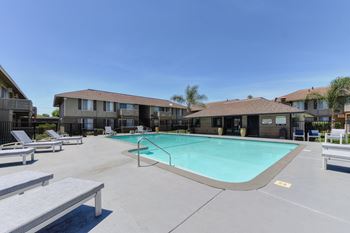 Chardonnay ridge | pool deck